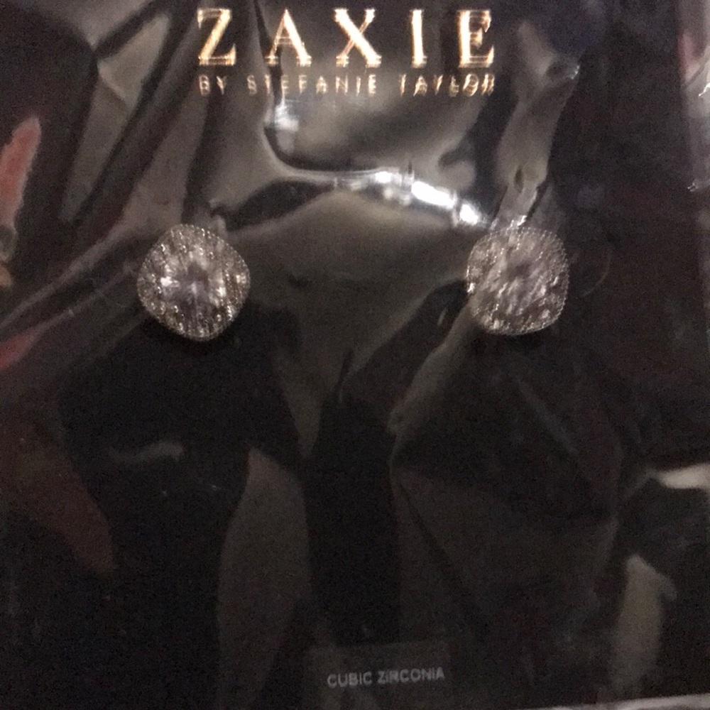Zaxie earrings  by Stephanie Taylor